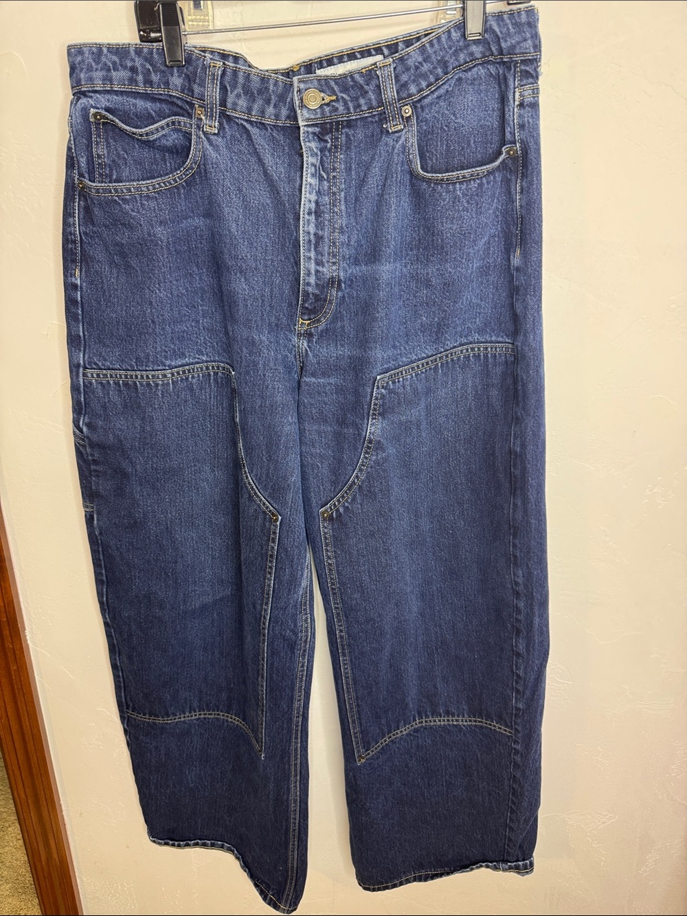 Zara Dark Blue Barrel Womenโs Jeans with Knee Panels Size 14